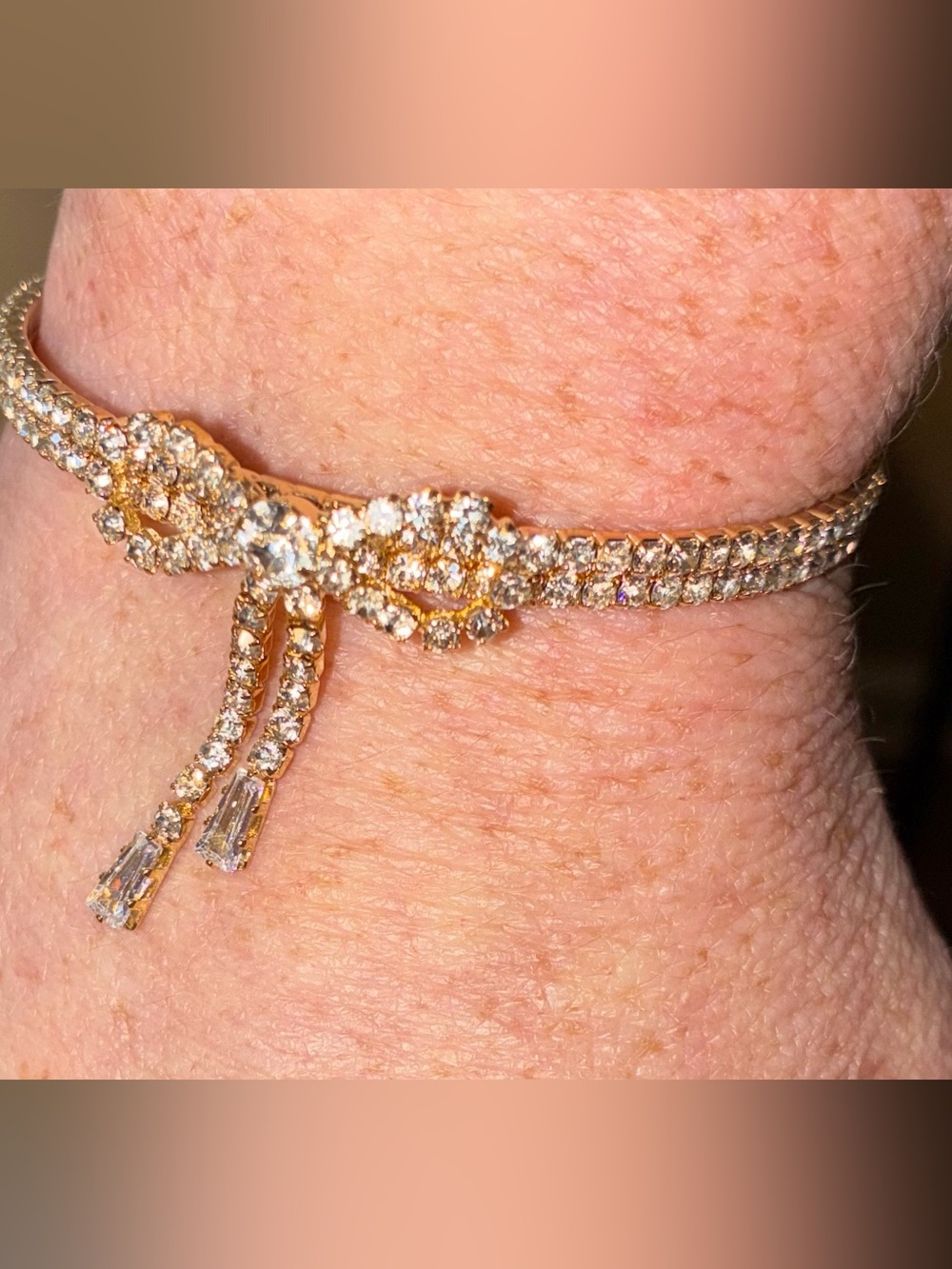 COSTUME JEWELRY - Gold Crystal Bow Bracelet - Clear Rhinestones
